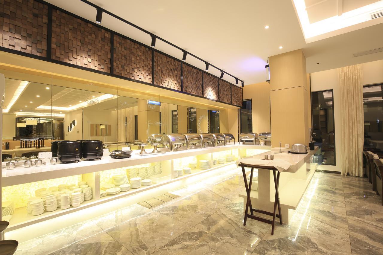 Crown Crystal Hotel Shanghái Exterior foto